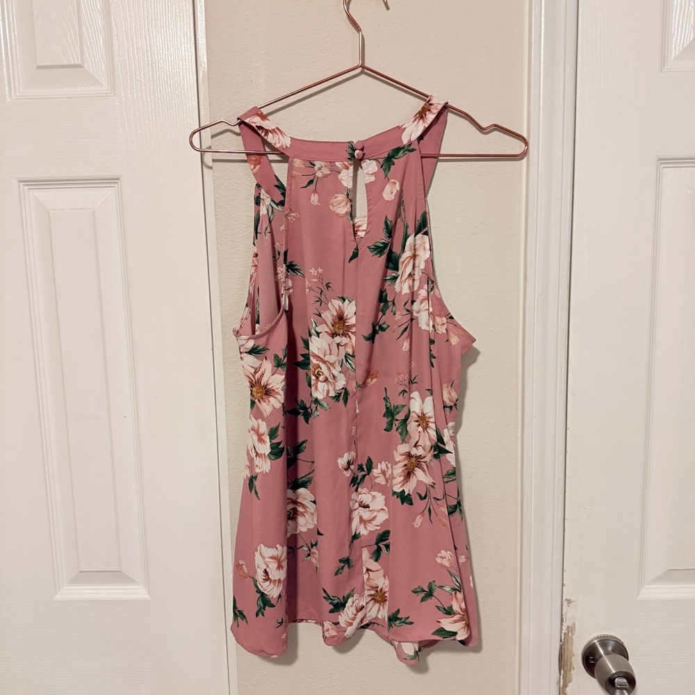 🌸 Torrid Blush Pink Floral Blouse – Romantic & Flowy 🌸 - Picture 5 of 6